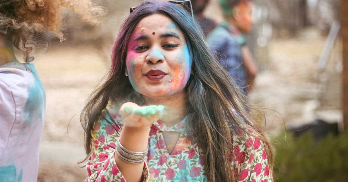 découvrez l'univers captivant d'anya taylor-joy, l'actrice à la carrière fulgurante, connue pour ses rôles emblématiques dans des films et séries acclamés par la critique. explorez son parcours, ses performances inoubliables et son style unique qui captivent le public du monde entier.