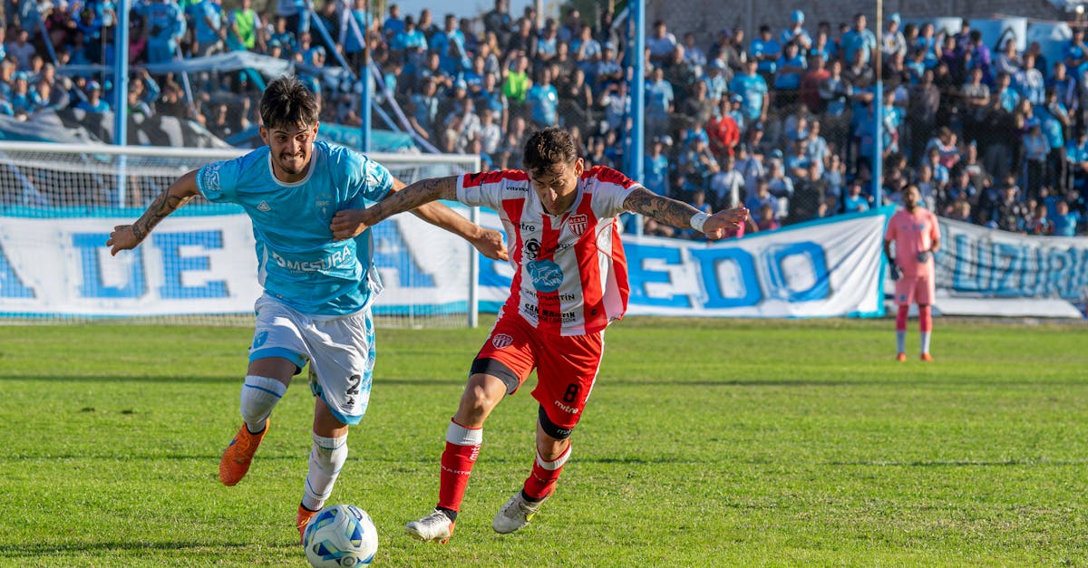 découvrez l'univers passionnant des pénaltys au football ! apprenez les techniques, stratégies et l'importance des tirs au but dans les matchs décisifs. plongez dans l'histoire des pénaltys et les moments mémorables qui ont marqué les grandes compétitions.