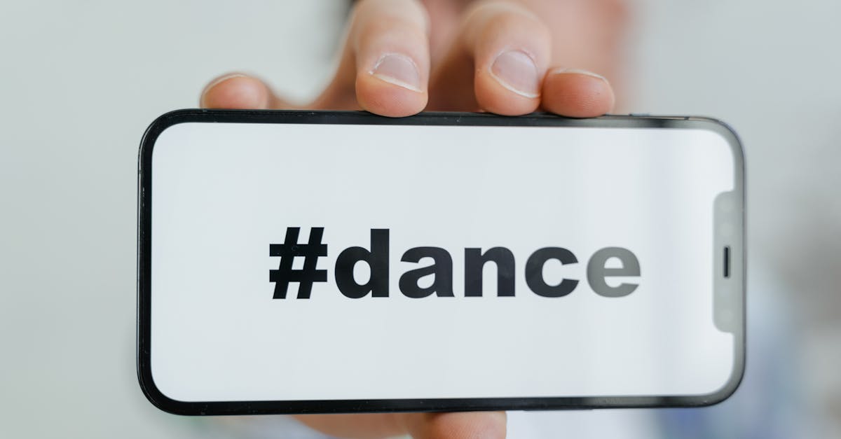 découvrez le lexique essentiel des termes tiktok pour mieux comprendre la plateforme et maîtriser son univers. apprenez à naviguer dans ce monde dynamique et à améliorer votre expérience en tant qu'utilisateur.