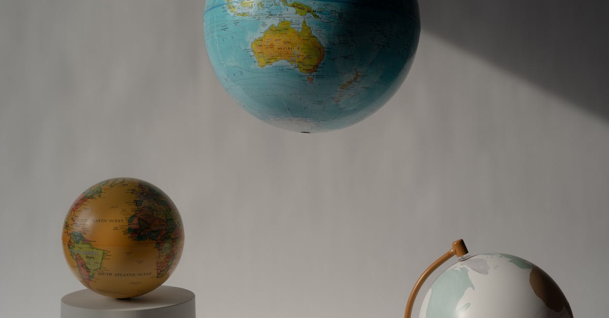 découvrez le concept d'axis mundi, symbole de la connexion entre le ciel et la terre dans diverses cultures. explorez son influence sur la spiritualité, l'architecture et les mythes à travers le temps.