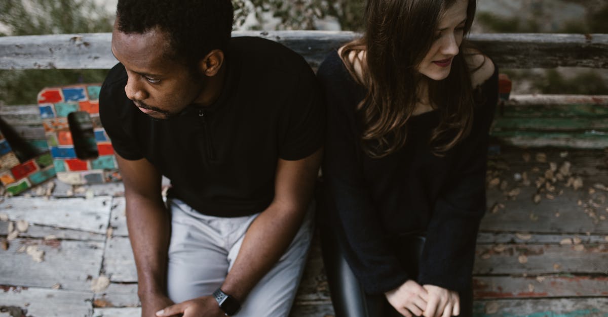 découvrez les signaux de rupture essentiels à reconnaître dans une relation. apprenez à identifier les signes précurseurs d'une séparation et comment y faire face pour protéger votre bien-être émotionnel.