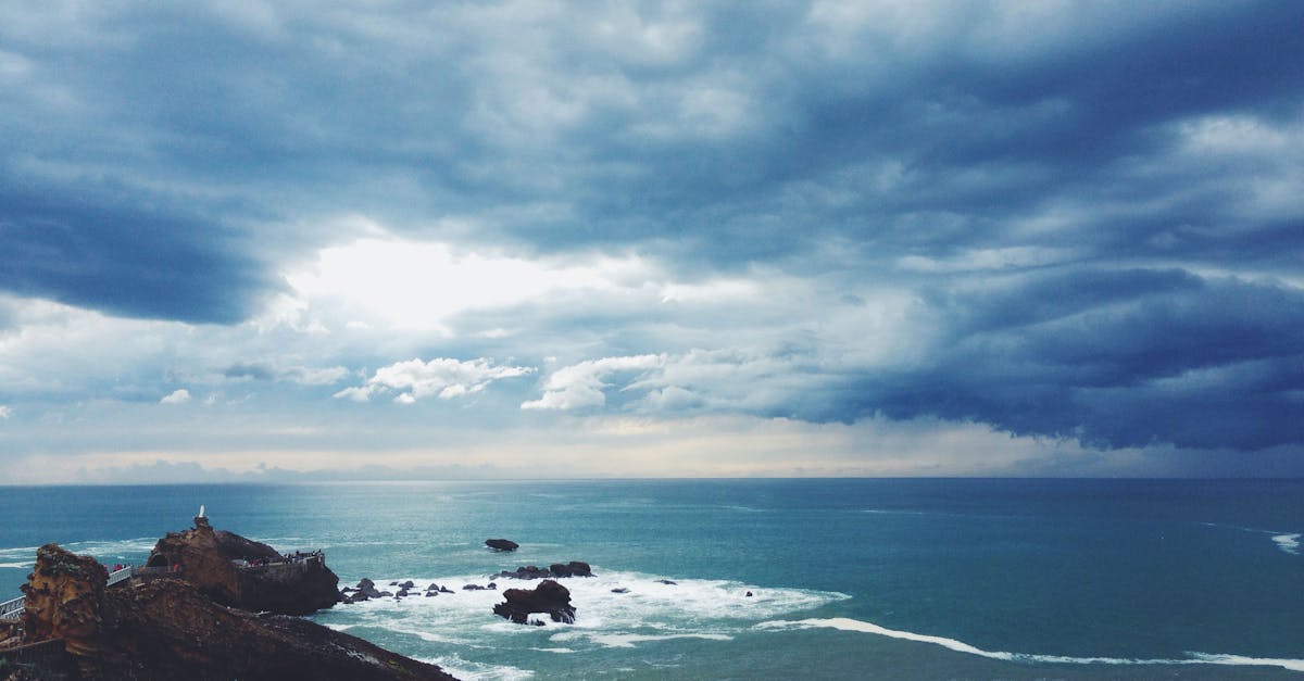 découvrez le monde d'ines, une expérience unique qui rassemble élégance et authenticité. plongez dans un univers rempli de créativité, de passion et d'inspiration, où chaque détail compte et chaque moment est précieux.