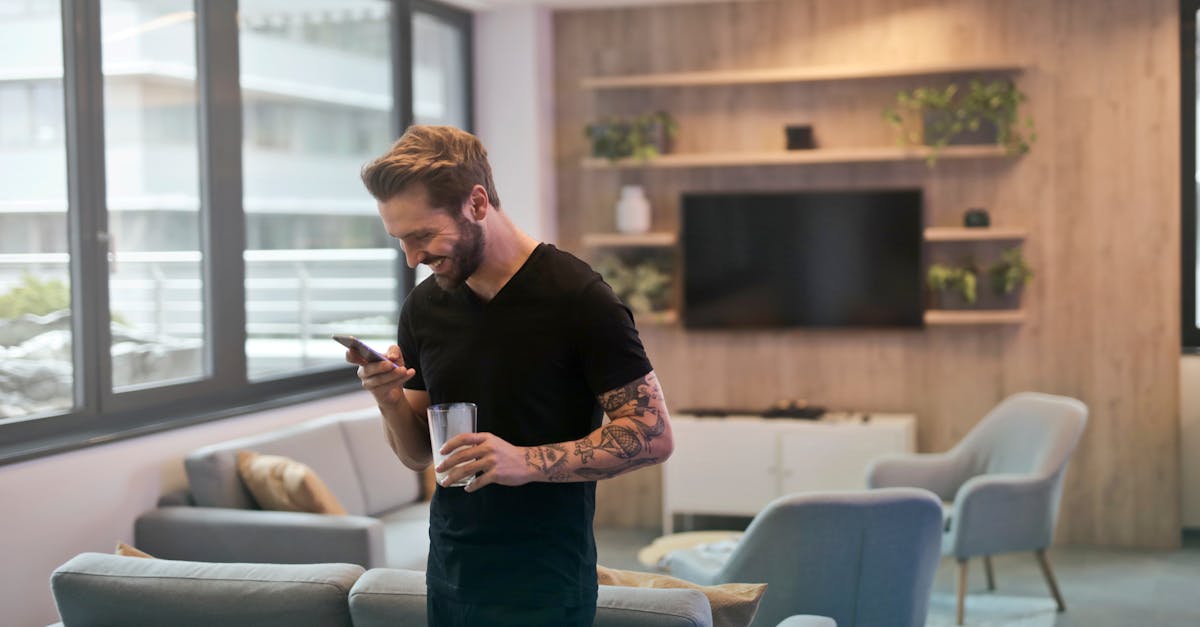 découvrez l'univers du texting : astuces, conseils et tendances pour améliorer votre communication par messages. apprenez à exprimer vos émotions, à choisir les bons mots et à rester connecté avec vos proches à travers le monde.