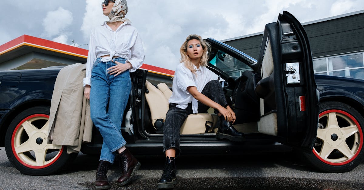 découvrez la biographie, la filmographie et les anecdotes sur jean reno, célèbre acteur français reconnu mondialement pour ses rôles dans le grand bleu, léon et de nombreux autres succès cinématographiques.